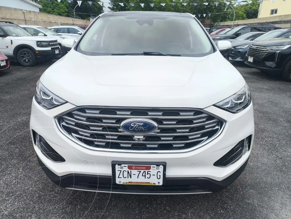 Ford edge titanium (2023)