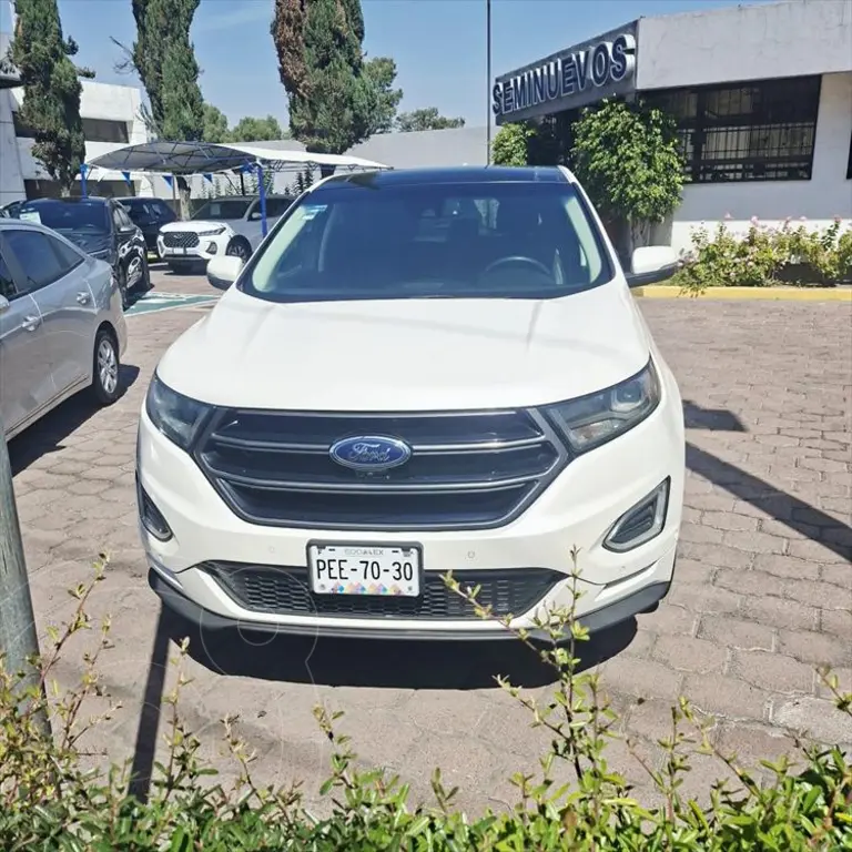 foto Ford Edge Sport usado (2017) color Blanco precio $377,000