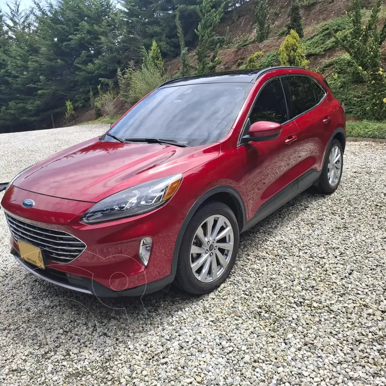 Ford Escape Híbrida Titanium 4x4 usado en Medellín