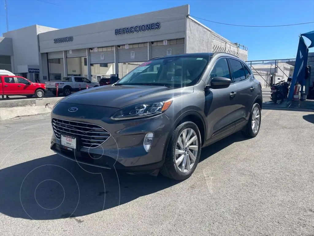 foto Ford Escape Híbrida TITANIUM HEV usado (2022) color Gris Carbono precio $535,000
