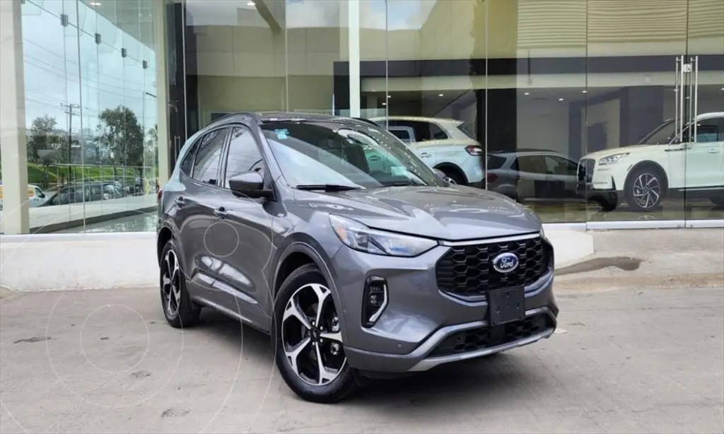 foto Ford Escape Híbrida ST Line usado (2023) color Gris Oscuro precio $699,000