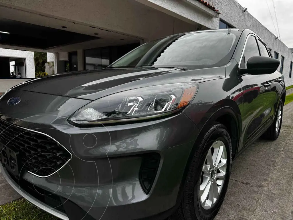 foto Ford Escape Híbrida SE usado (2022) color Gris precio $445,000