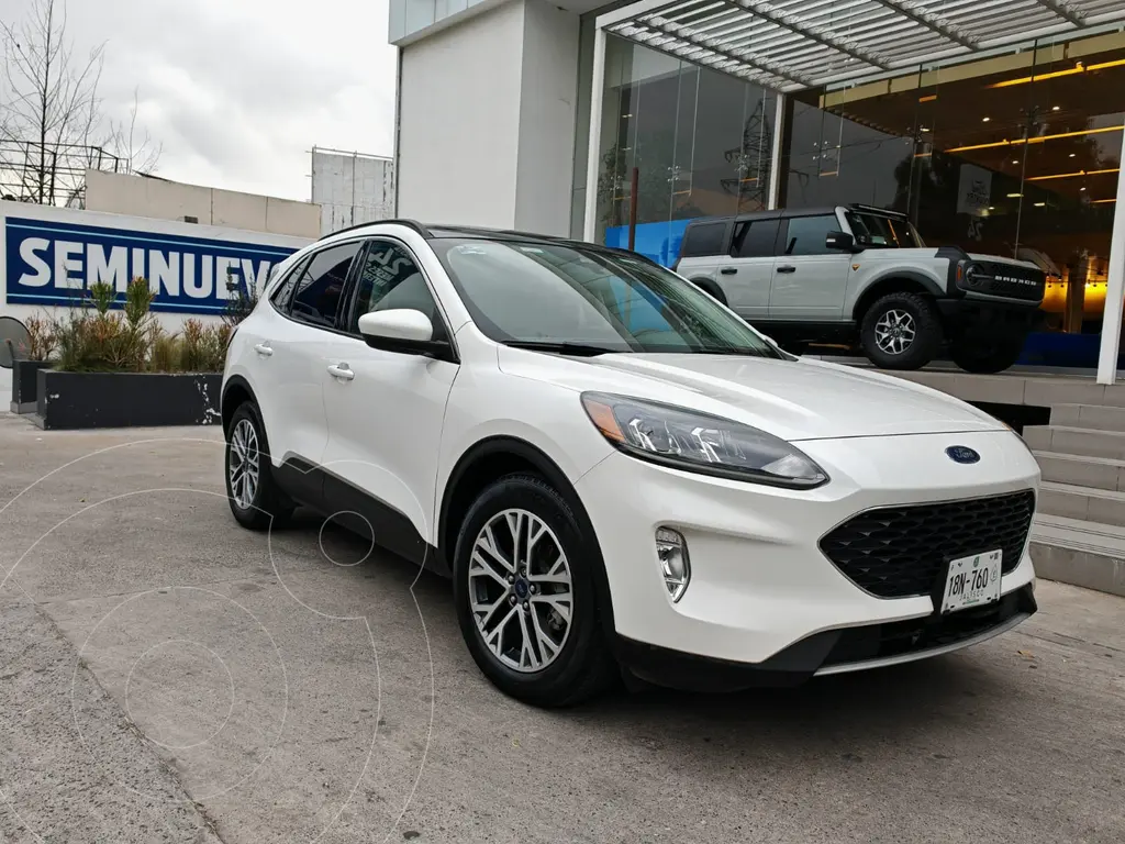 foto Ford Escape Híbrida SEL Limited usado (2022) color Blanco precio $559,000