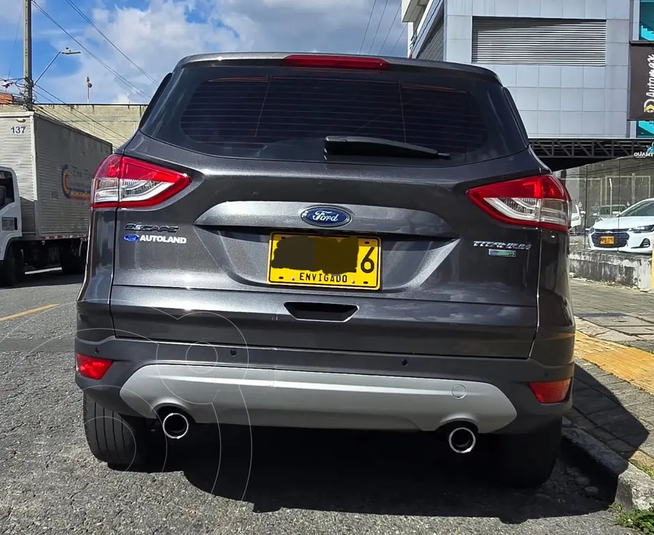 Ford Escape 2.0L Titanium 4x4 usado en Medellín