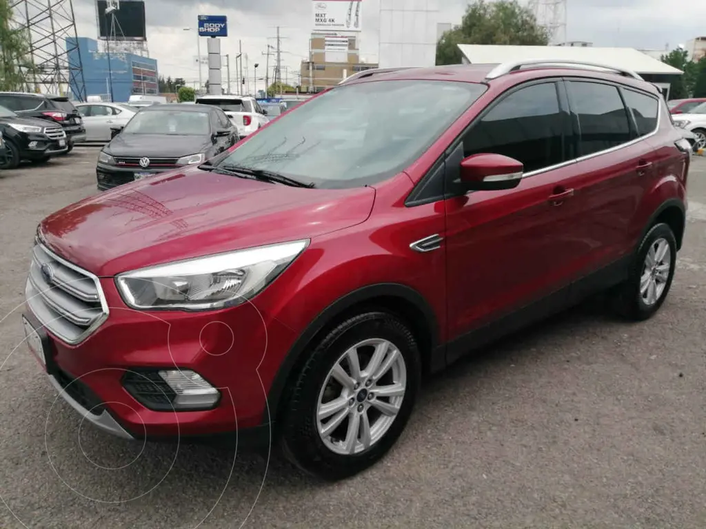 foto Ford Escape S Plus usado (2018) color Vino Tinto precio $229,000
