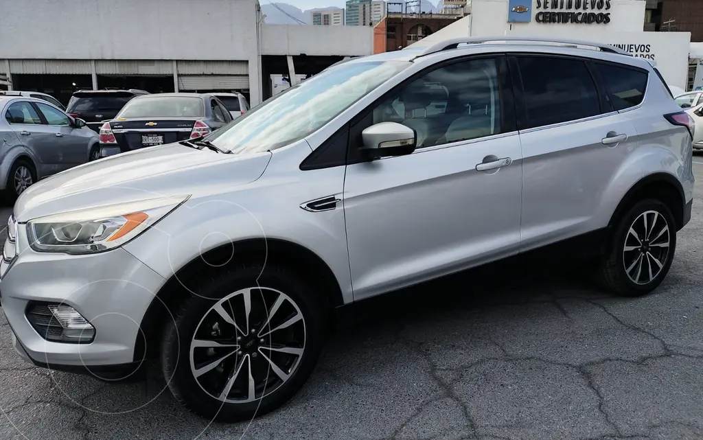 Ford Escape Titanium Usado Precio