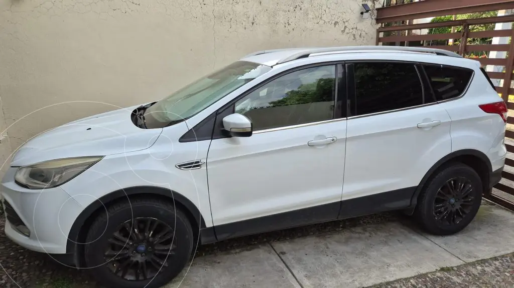 Ford Escape Trend Advance 2016