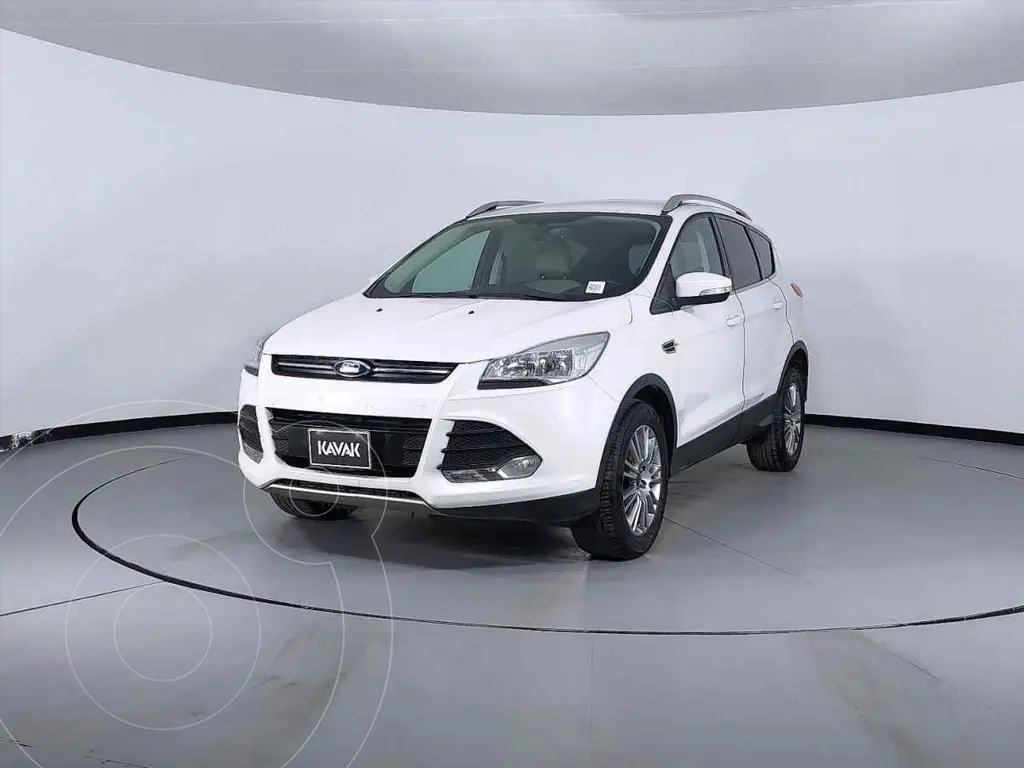 Ford Escape Trend Advance usado (2015) color Beige precio 260,999