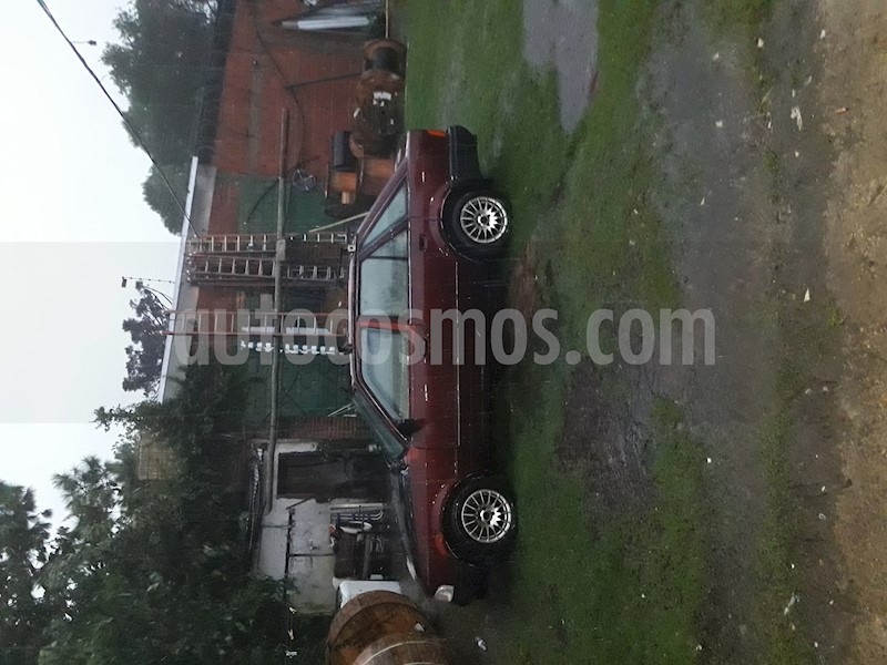foto Ford Escort Ghia 5P usado
