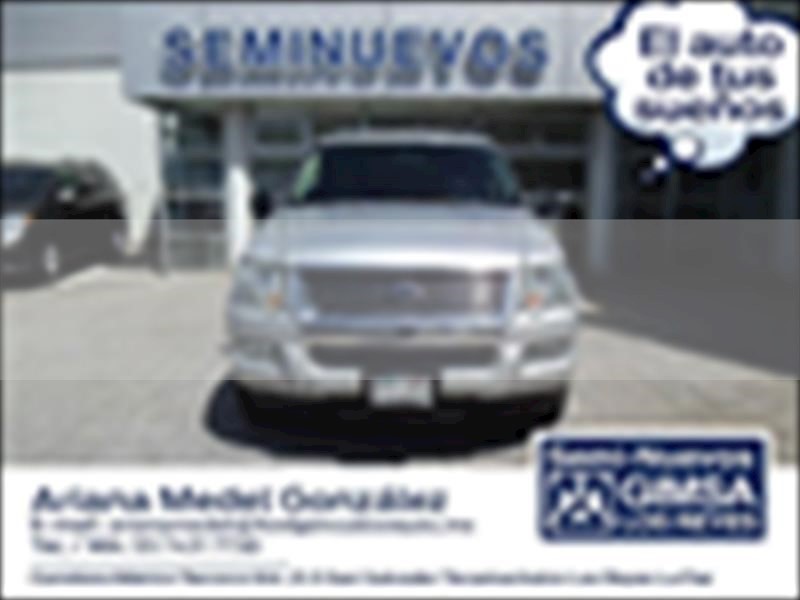 foto Ford Explorer 5P XLT V6 4X2 TELA BASE 4X2 usado
