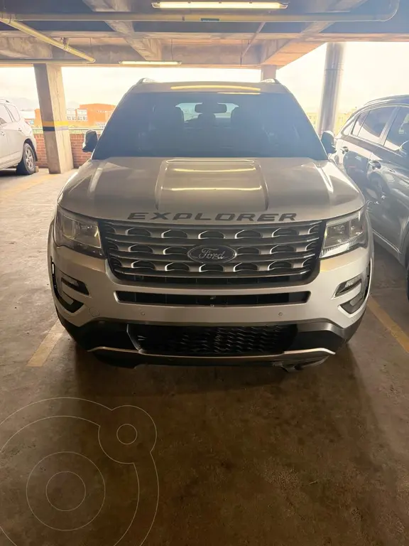 Ford Explorer Limited 4x4 usado en Bogotá