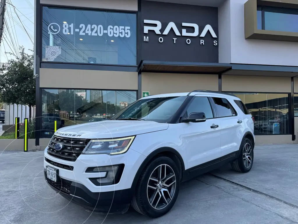 foto Ford Explorer Sport 4x4 usado (2017) color Blanco precio $329,800
