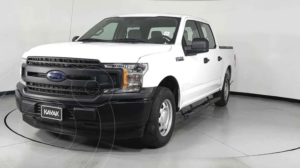 foto Ford F-150 XL 4x2 5.0L Crew Cabina usado (2020) color Gris precio $709,999