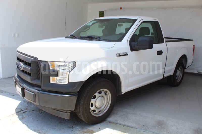foto Ford F-150 XL 4x2 3.7L Cabina Regular usado