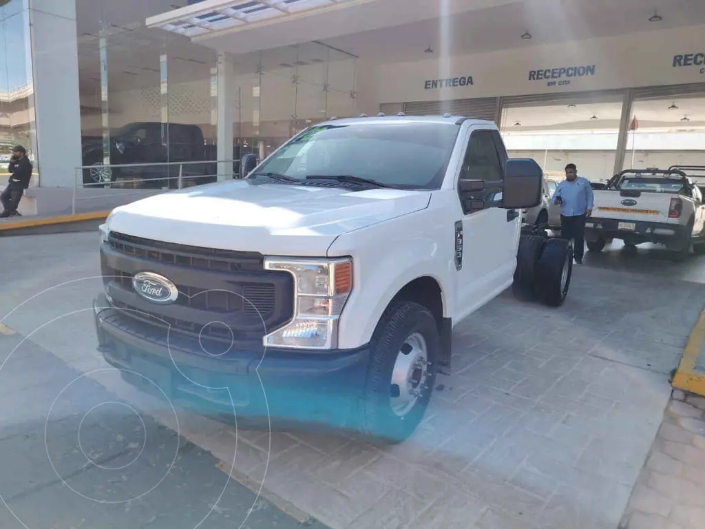 foto Ford F-350 XL Plus usado (2022) color Blanco precio $700,000