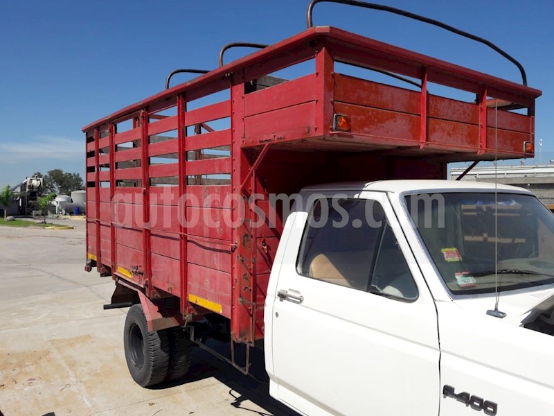 foto Ford F-400 4000 usado