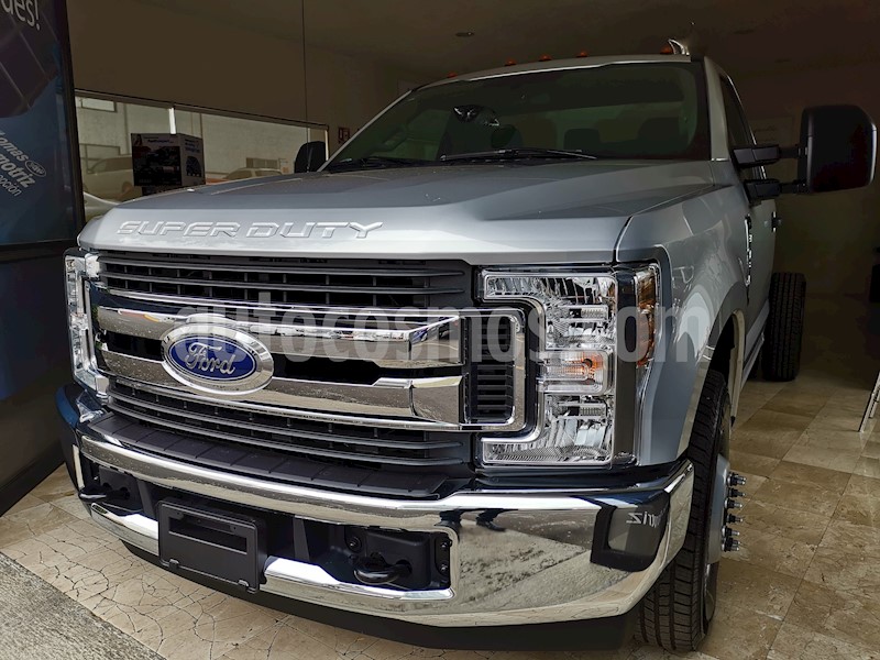 foto Ford F-550 KTP 6.7L Diesel Aut nuevo