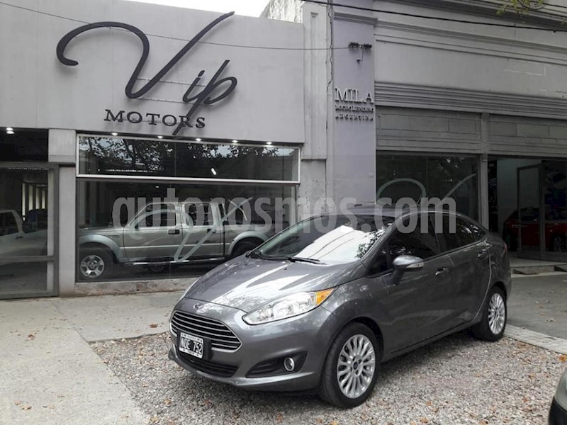 foto Ford Fiesta Kinetic Sedan SE Plus usado