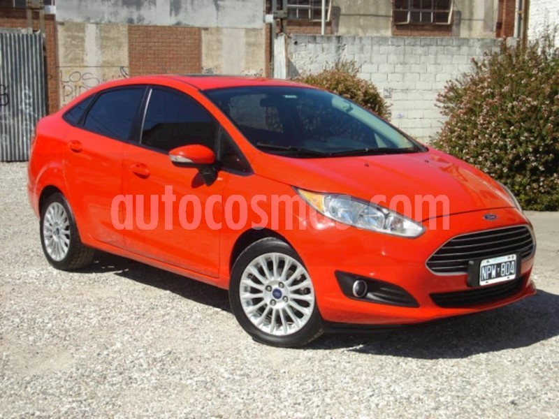 foto Ford Fiesta Kinetic Sedan SE Plus usado