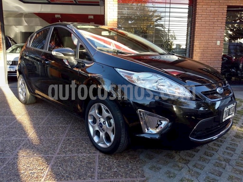 foto Ford Fiesta Kinetic Sedan Titanium Aut usado