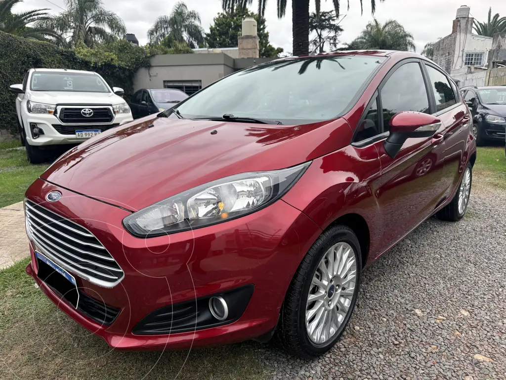 Ford Fiesta Kinetic Se Usado Color Rojo Rubi Precio U S