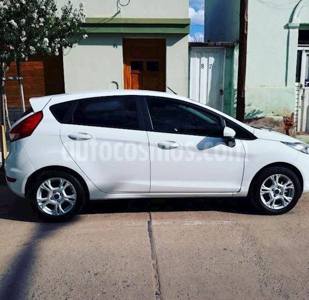 foto Ford Fiesta Kinetic SE Plus usado