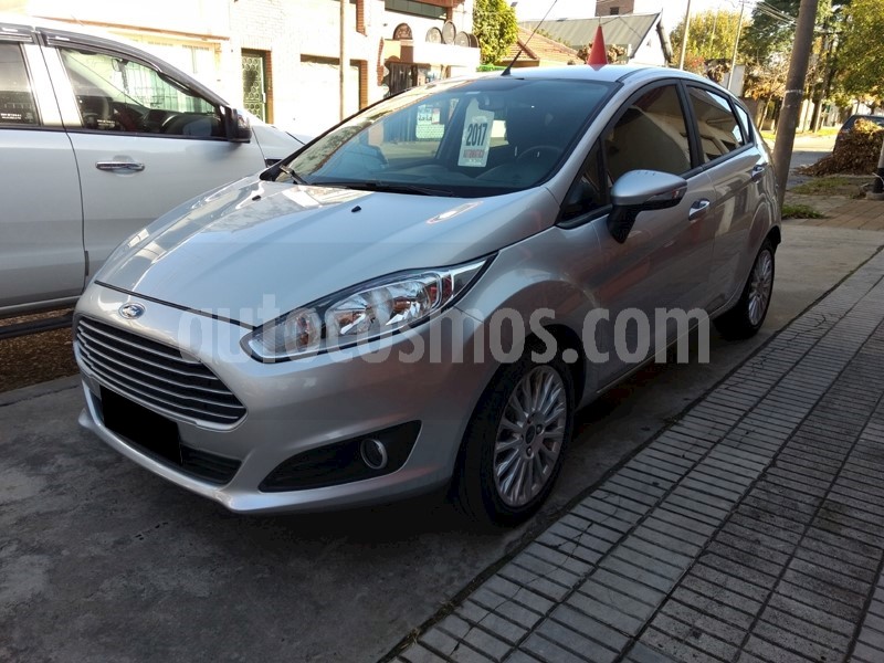 foto Ford Fiesta Kinetic SE Powershift usado
