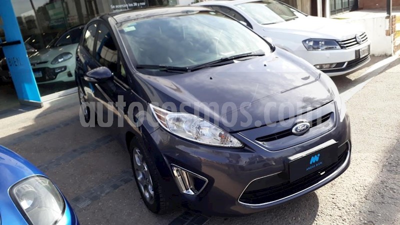 foto Ford Fiesta Kinetic Titanium usado