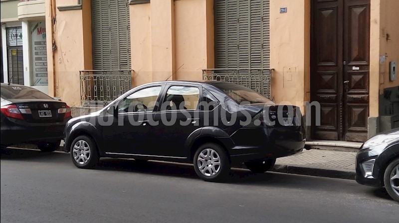 foto Ford Fiesta Max One Ambiente Plus usado