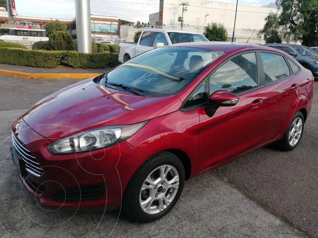 foto Ford Fiesta Sedán SE usado (2016) color Rojo precio $190,000