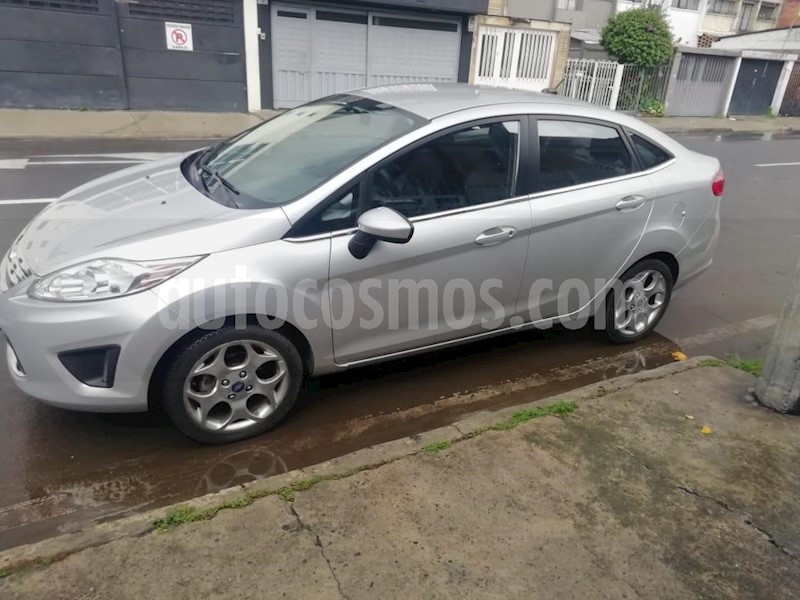 foto Ford Fiesta Sedan SE Sportback usado