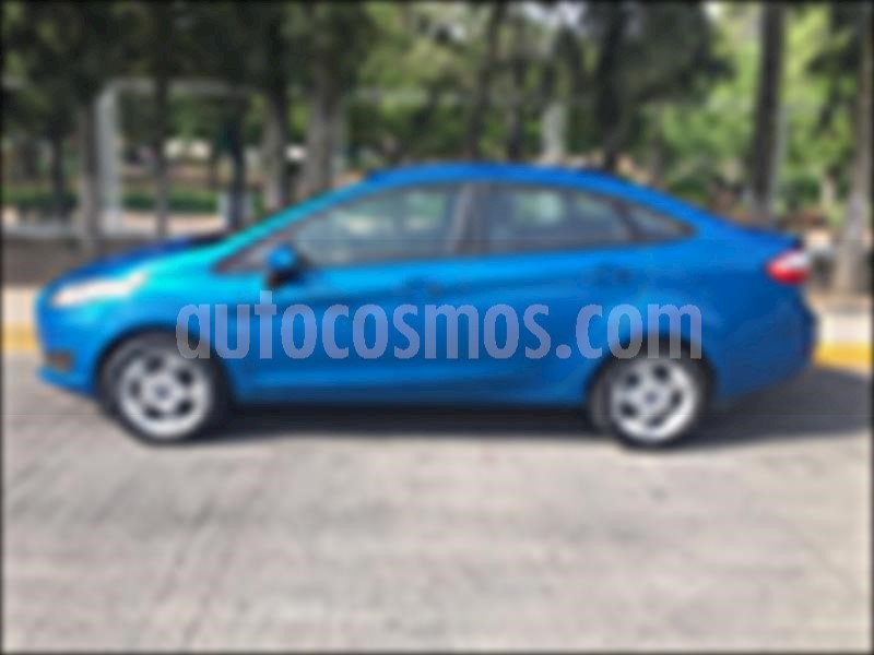 foto Ford Fiesta Sedan SE usado