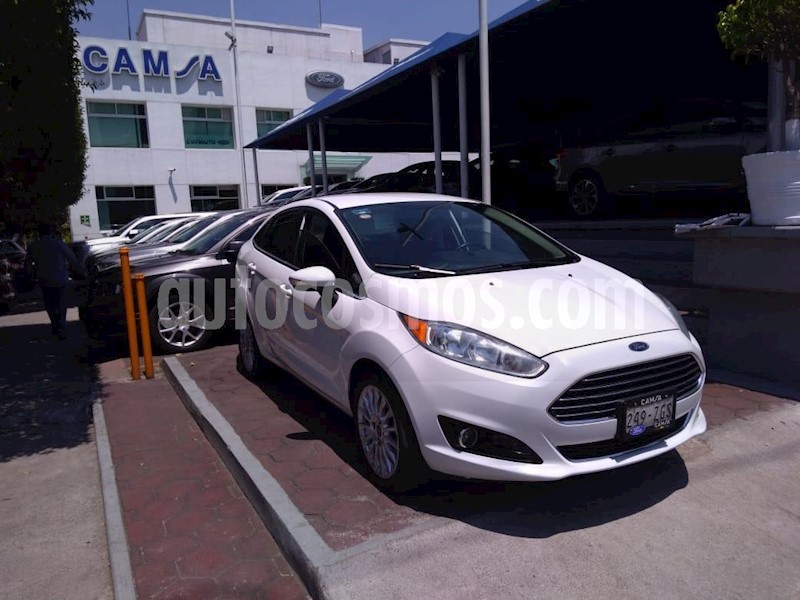 foto Ford Fiesta Sedan Titanium usado