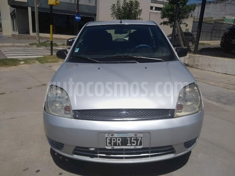 foto Ford Fiesta 5P Ambiente usado