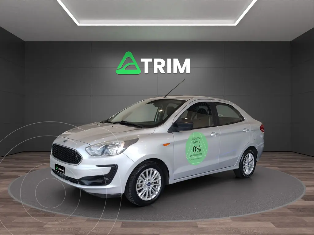 foto Ford Figo Sedán Energy usado (2021) color plateado precio $158,999
