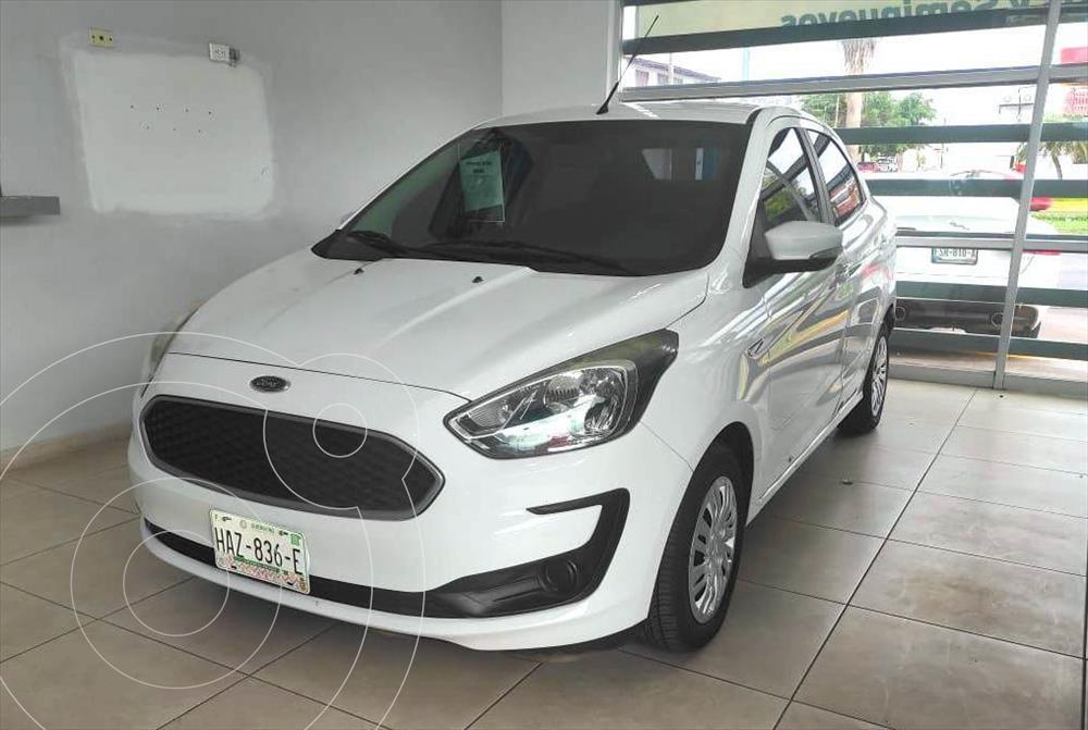 foto Ford Figo Sedán Impulse A/A usado (2019) color Blanco precio $189,000