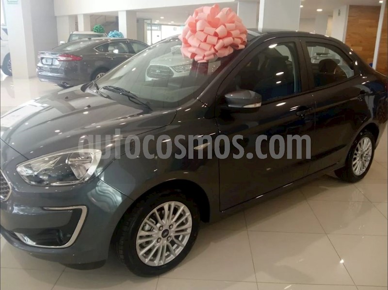 foto Ford Figo Sedan Titanium Aut nuevo