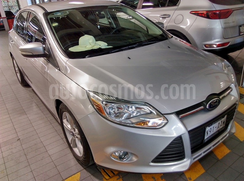 foto Ford Focus Hatchback SE Aut usado