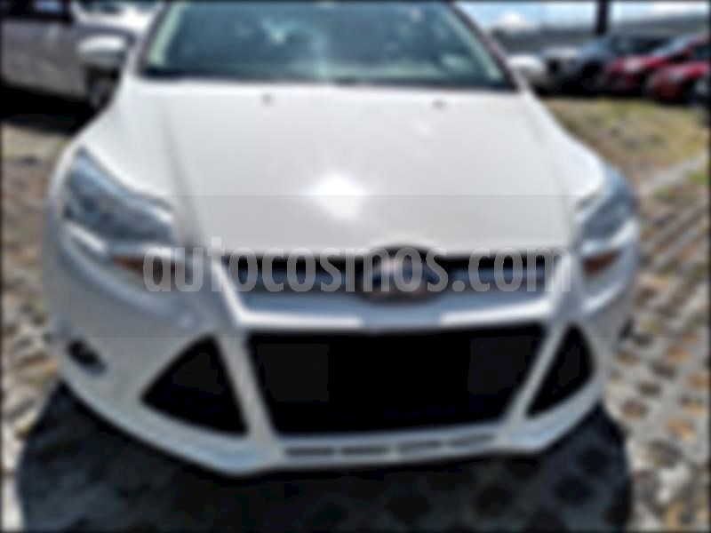 foto Ford Focus Hatchback SE Plus Aut usado