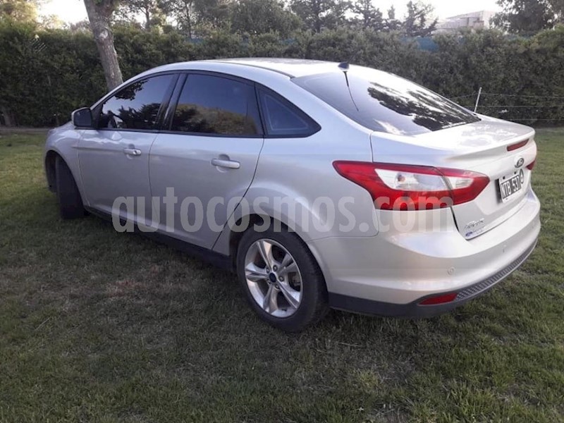 foto Ford Focus One 4P 1.6 Ambiente usado