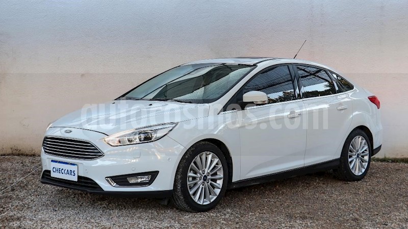 foto Ford Focus One 4P Ambiente 1.6 usado