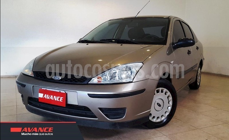 foto Ford Focus Sedan Ambiente 1.6 usado