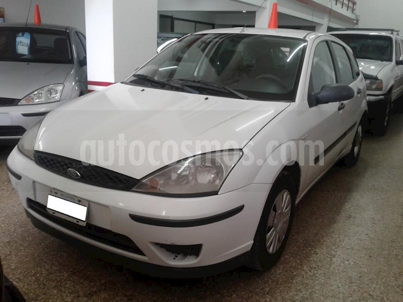 foto Ford Focus 5P 1.6L Ambiente usado