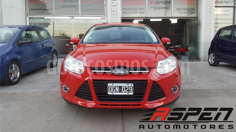 foto Ford Focus 5P 2.0L SE Plus usado