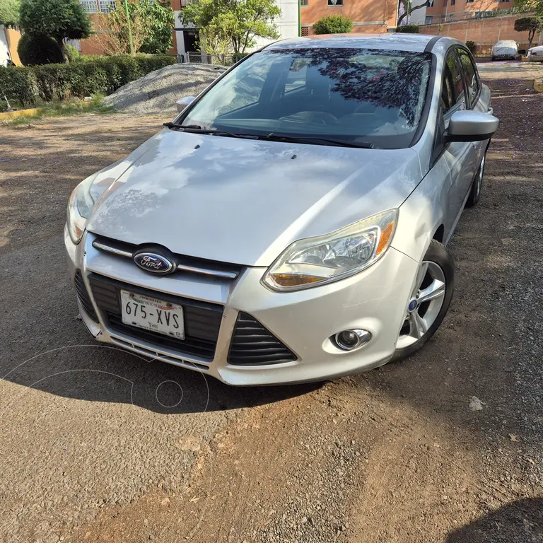 Ford Focus SE 2012