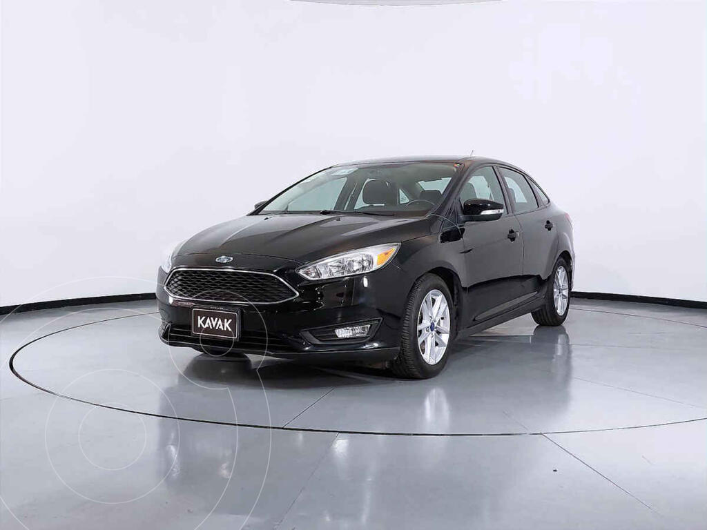 foto Ford Focus SE Aut usado (2016) color Negro precio $240,999