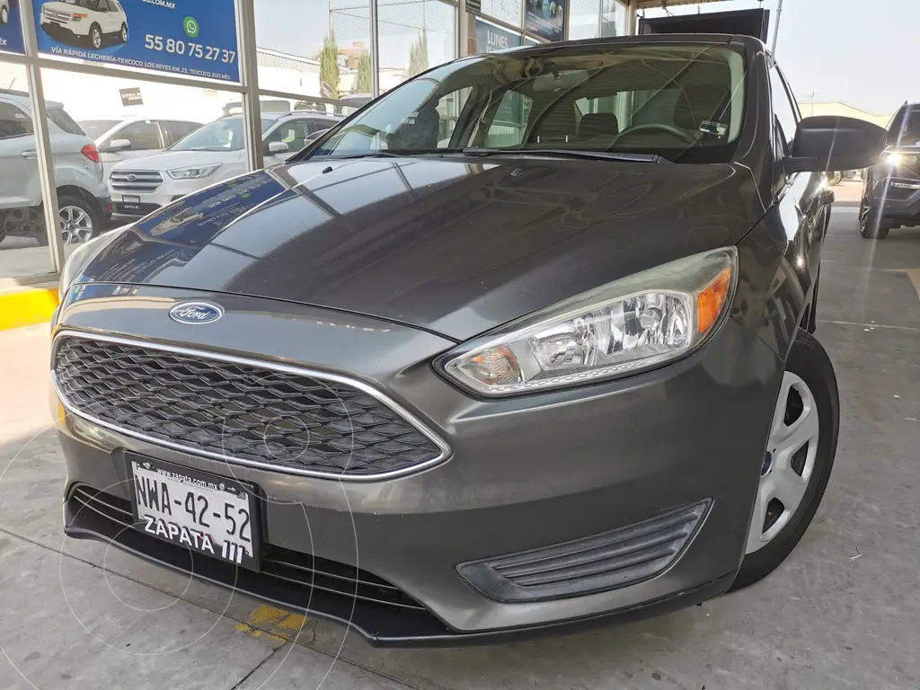 foto Ford Focus S usado (2015) color Gris precio $215,000