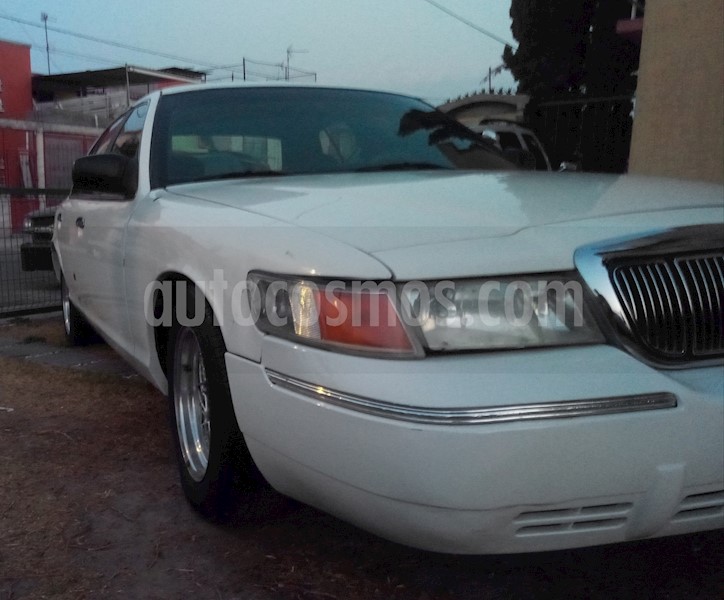 foto Ford Grand Marquis LS Aut Analogo usado