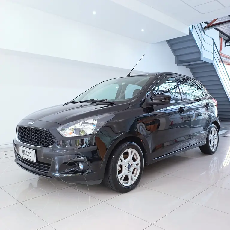 foto Ford Ka 1.5L SEL usado (2017) color Negro precio $16.500.000