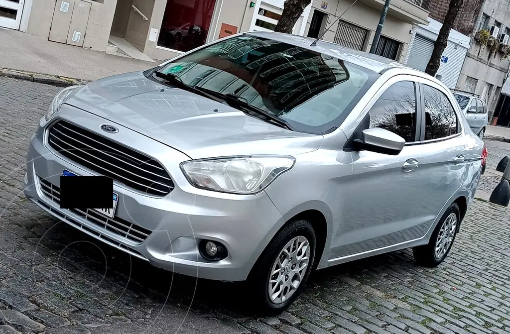 foto Ford Ka 1.5L SE usado (2019) color Plata precio $14.500.000